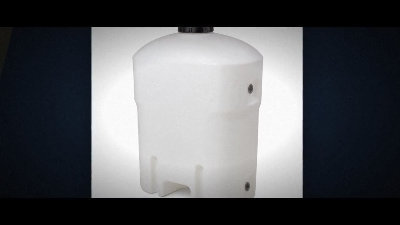 265 Gallon Plastic Vertical Rainwater Harvesting Tank with Slimline De video